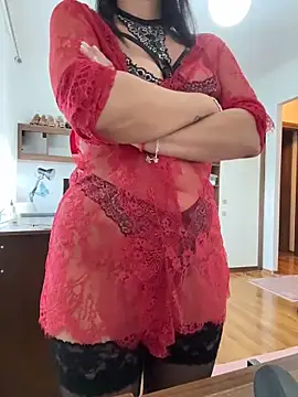 Hotmomcheckk_