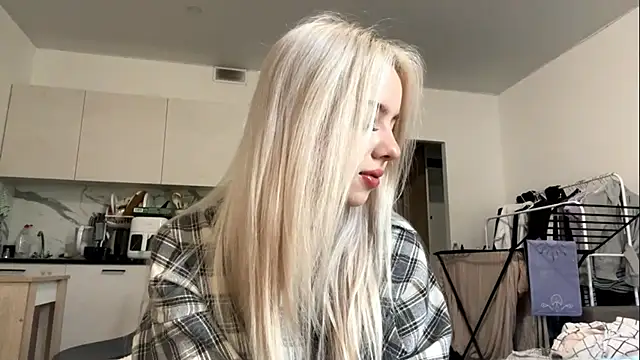 KittySendro webcam