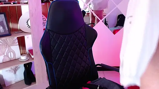 milfsecret69 webcam