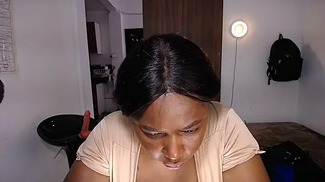 yselahot webcam