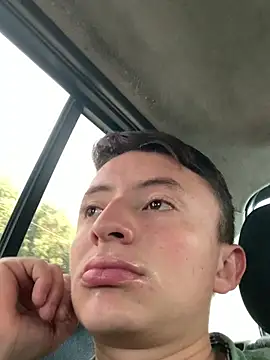 juanpistsrg live sex cam