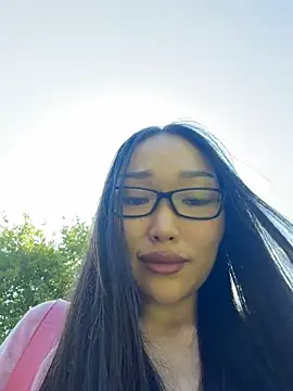 trytomakememoam webcam