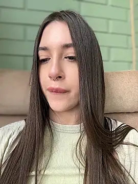 boomfoxy - BOOMFOXY's free webcam - UK Sex Cams