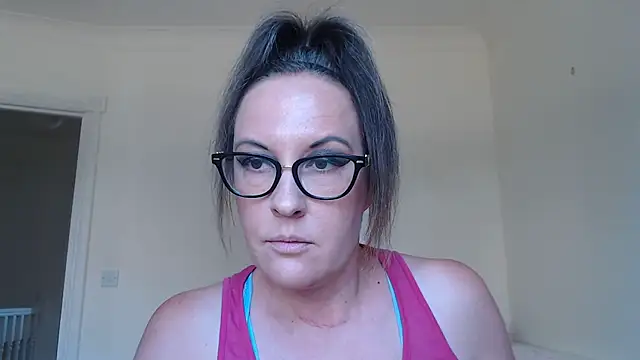 humiliatrixxxx - Humiliatrixxxx's free webcam - UK Sex Cams