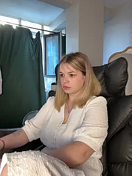 KimEvanss webcam