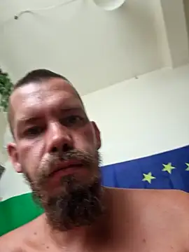 viraglaci18@xh webcam