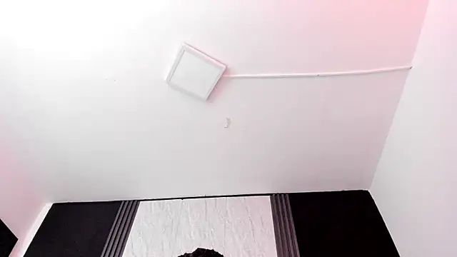 YummyDuooo webcam
