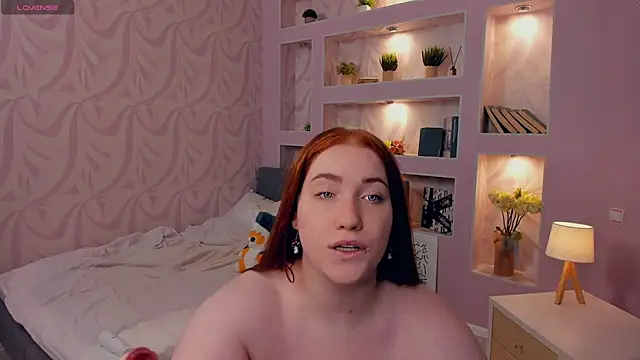 EthalCarlsqq webcam