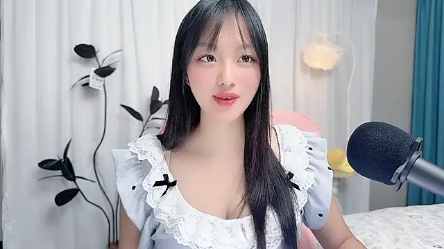 Winnie666999 webcam