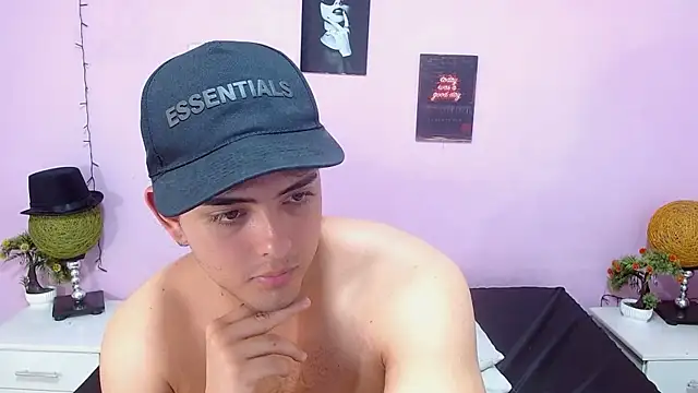 zayne_lyon webcam