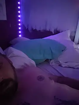Cummaker69 webcam