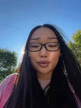 trytomakememoam webcam