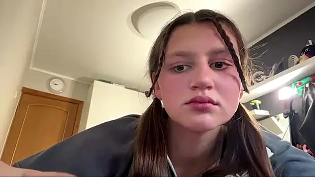 BreeEvett live cam on StripChat