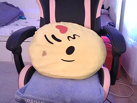 zoe215 webcam
