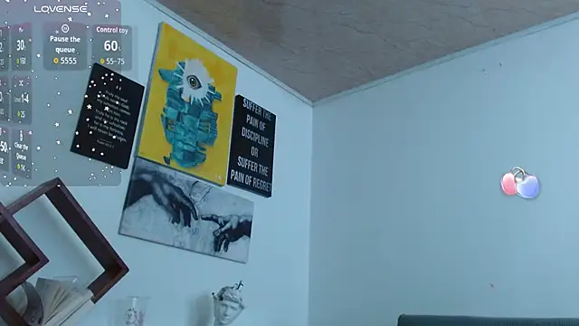ZoeBakers_ webcam