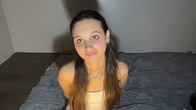 MayraLucarelli webcam