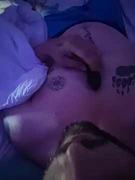 Cummaker69 webcam