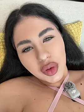 DaianaKimberly webcam