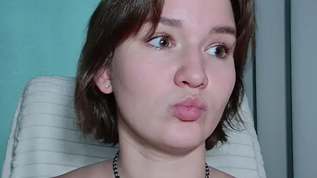 kissable_era live cam on StripChat