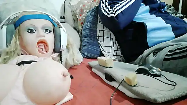 messi_syssy live cam on StripChat