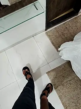GUJJU_GUJARATI webcam