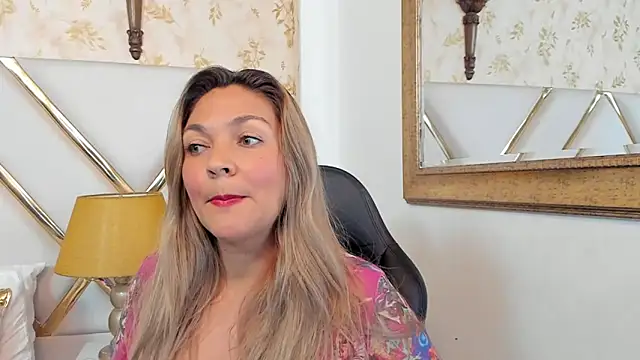 MalorySweet webcam