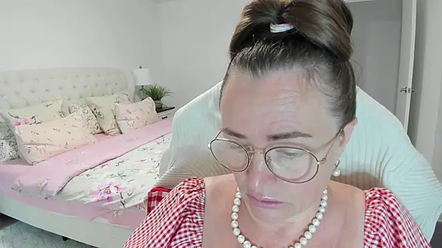 Vika73 webcam