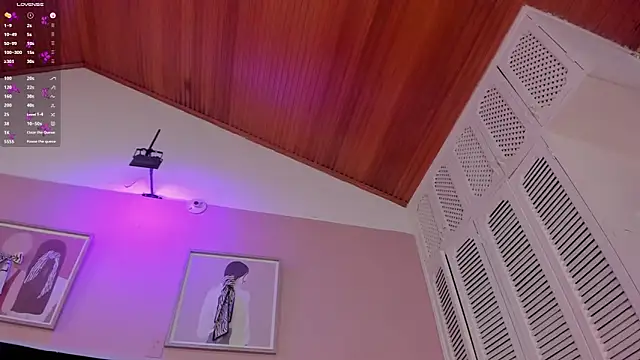 elodie_walker webcam