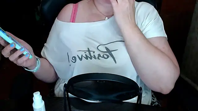 AlisaHot55 webcam