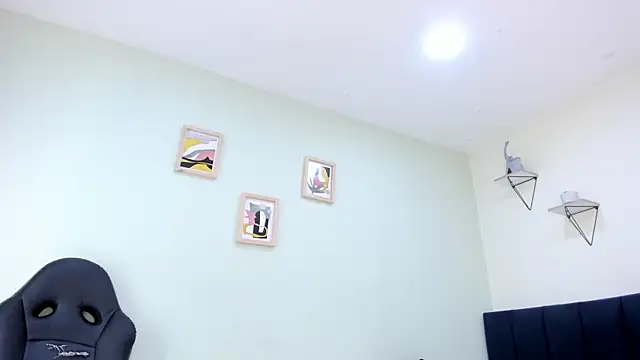 mayaevansmg webcam
