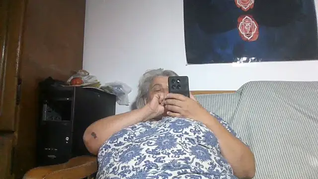 ExquisiteMature live sex cam