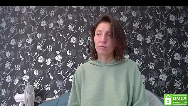 Sophi_Cute webcam