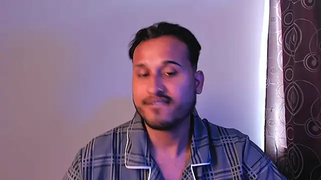 SubmissiveHorny webcam