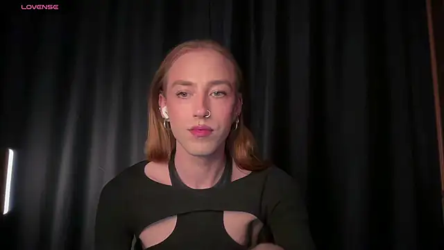 Avril_Pearly_ webcam