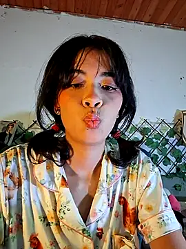 Dolli_virginpussy webcam