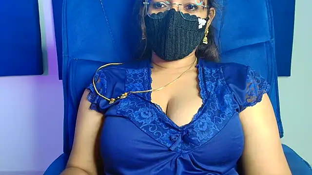 Anjali-Queen webcam