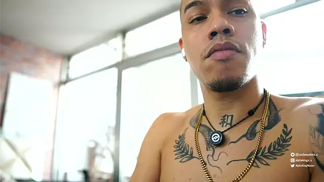 AlphaMasterXxx webcam