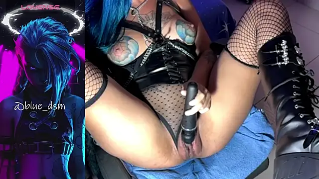 bluesubmissive webcam