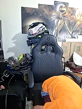 jizzyglizzy92 webcam