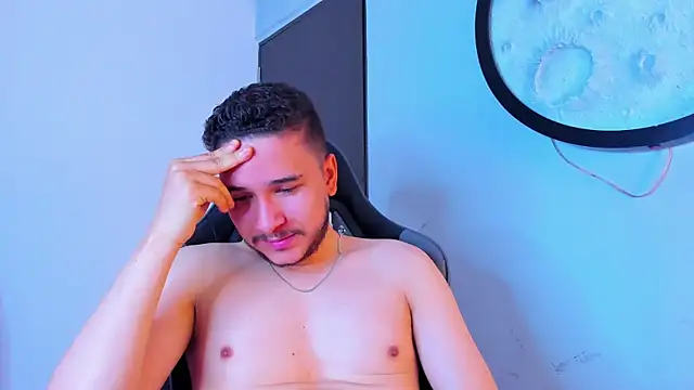 mike_257 webcam
