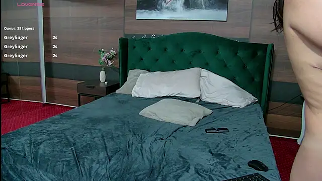 AlyceBeau webcam