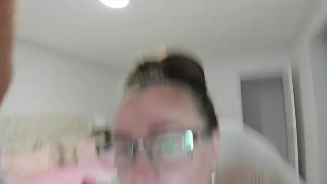 Vika73 webcam