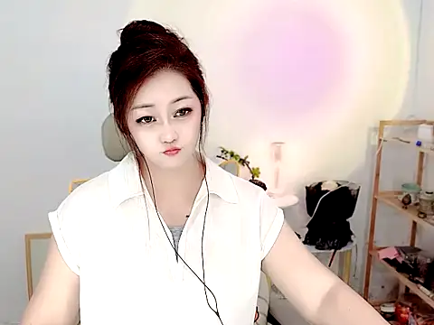 Mimi131499 webcam