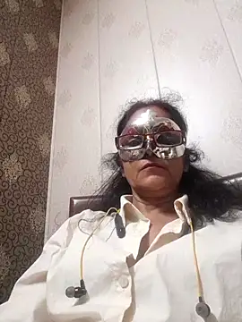 Indianbhaabhi webcam