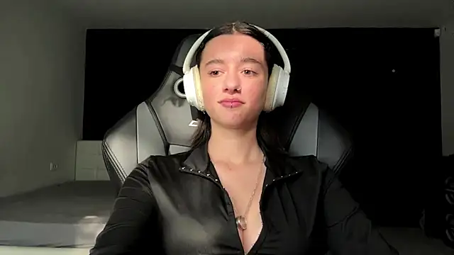 NakishaPreedom webcam