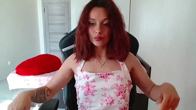 Mia_Luiza webcam