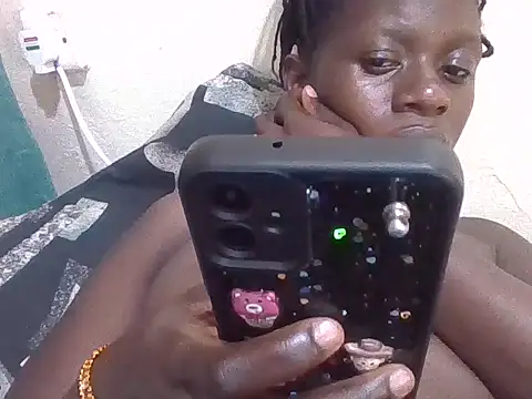 nasty-petite webcam