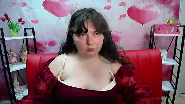 NeonilaLisova webcam