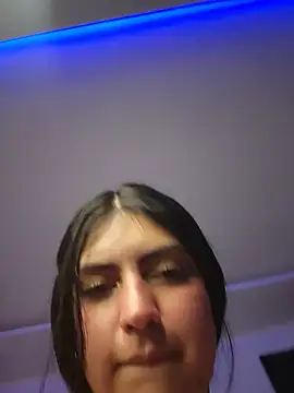 MishRaven webcam