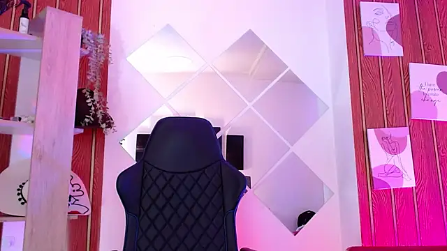 milfsecret69 webcam
